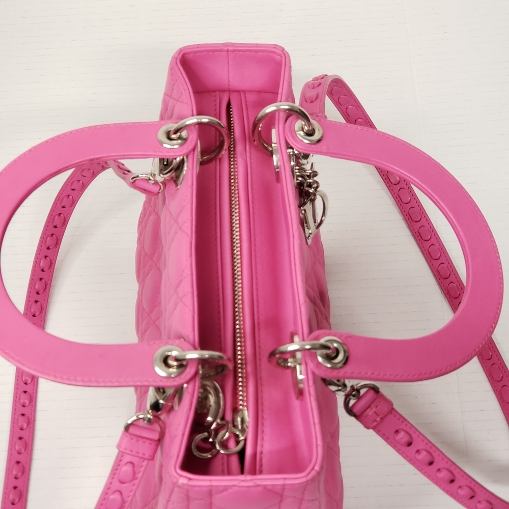 Authentic Dior Lady Dior Pink Cannage Leather Medium Bag - Picture 7 of 16